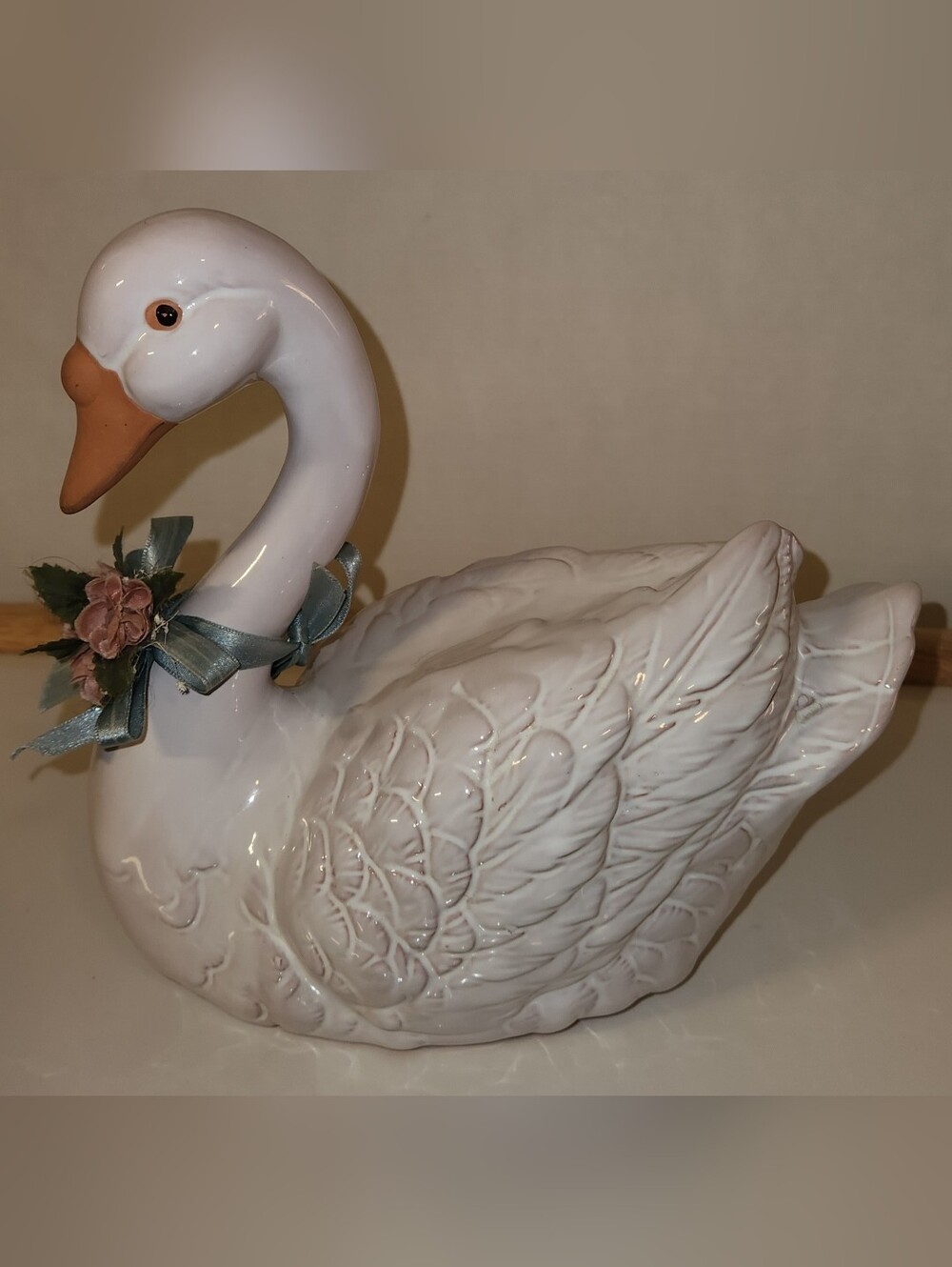 Vintage 1980s Glazed Terra Cotta Swan Figurine Made In Taiwan